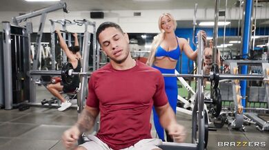 Brazzers - Kali Roses - Mike Ox - Madalina Moon - Athletic Sluts In Sports Bra Get Fucked In Standing Position / 02.01.2026