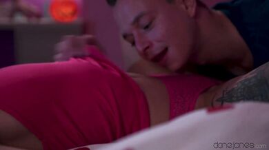 Dane Jones - Nikki Nuttz - Lunita Galactica - Couples fantasies: Spooning and missionary with cumshot / 23.10.2025