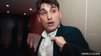 Brazzers - Jordi El Niño Polla - Lia Lin - Papi Rodriguez - Public Indoor Fuck with Gagging Sounds / 15.10.2025