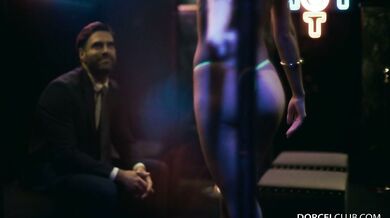 Dorcel Club - Kenna James - Ryan Driller - VIP Lounge Queen Gets Anal Gangbang with Condom / 27.08.2025